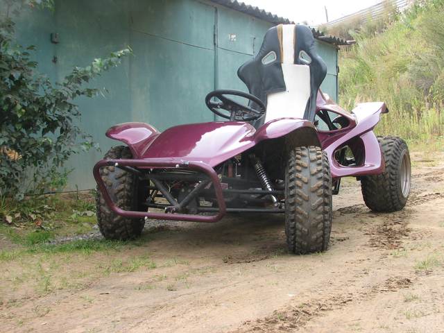 Электробагги (вид спереди)